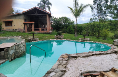 Lindo sítio para venda em Três Corações - MG.