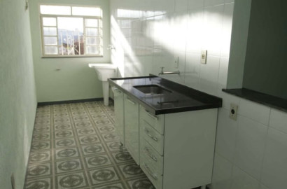 Linda casa para venda em São Lourenço - MG.