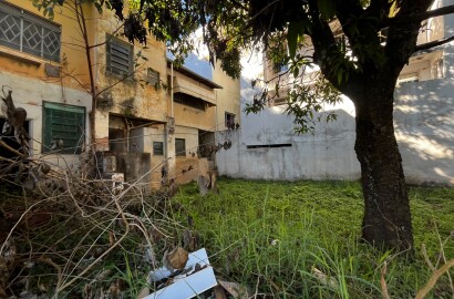 Lote com casa para venda no centro de São Lourenço Mg