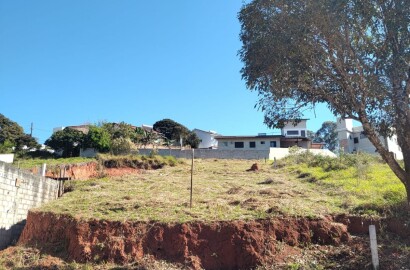 Lote para venda em bairro nobre de São Lourenço MG