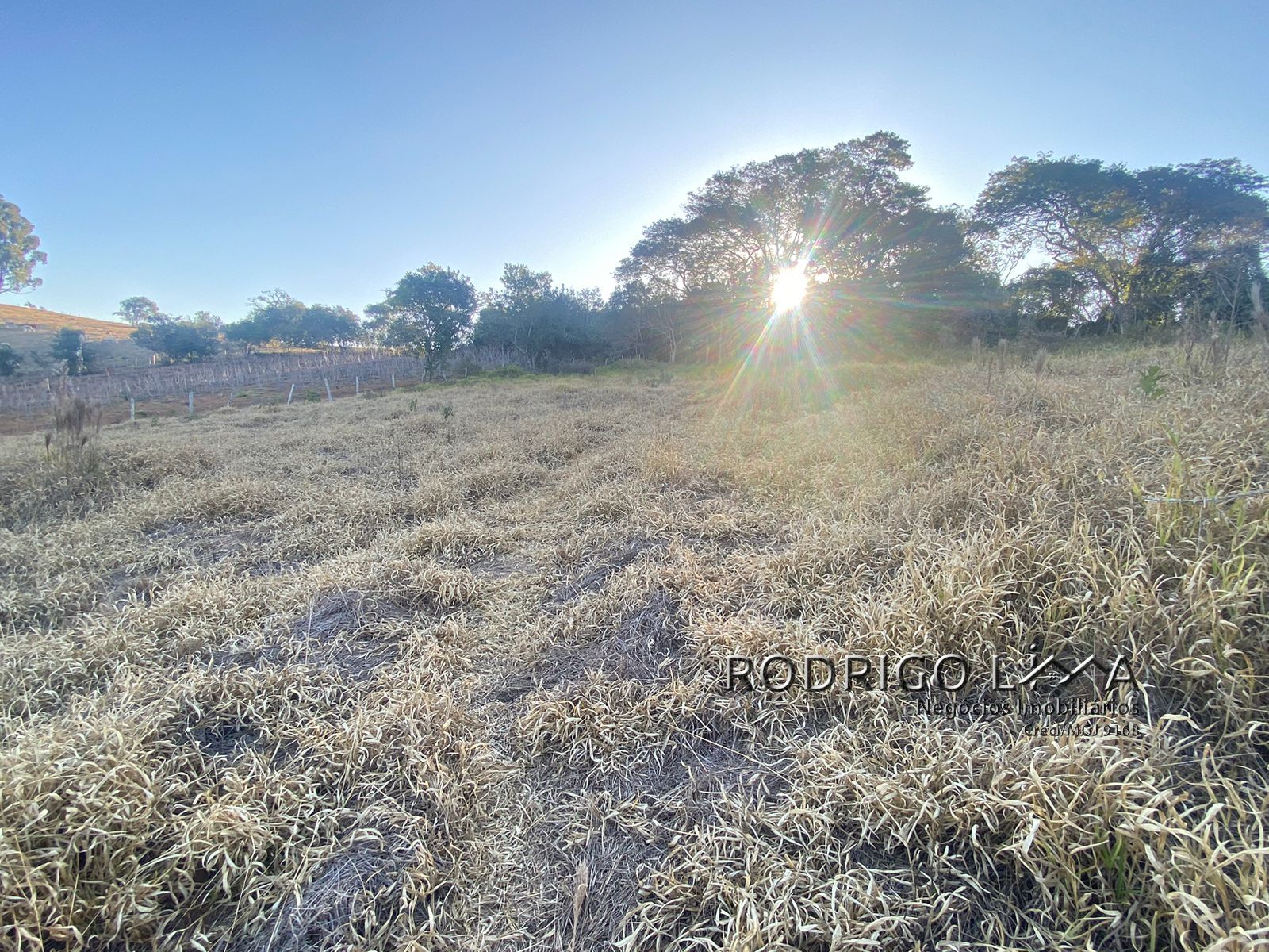 Área rural para venda há menos de 10 minutos de São Lourenço.