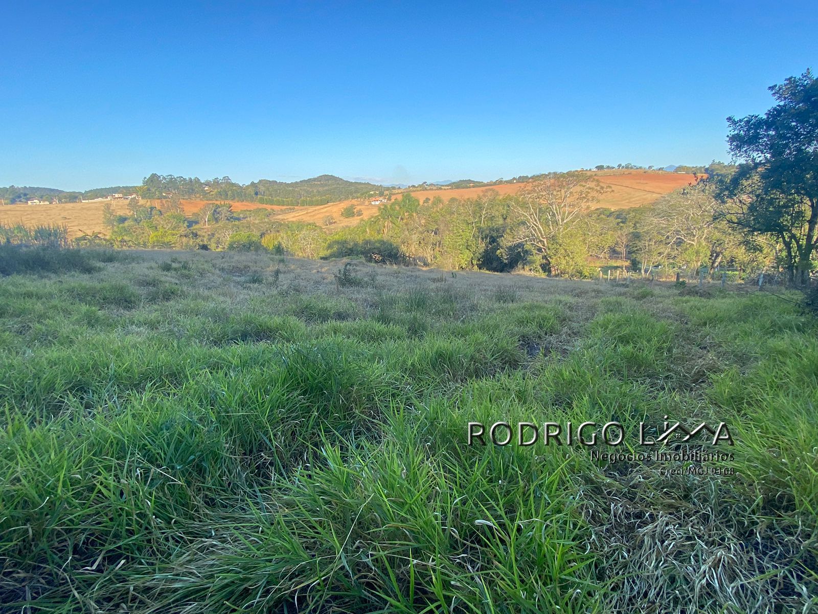 Área rural para venda há menos de 10 minutos de São Lourenço.