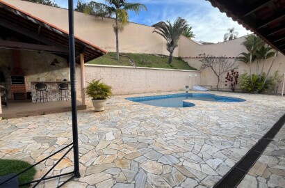 Casa alto padrão para venda em São Lourenço Mg