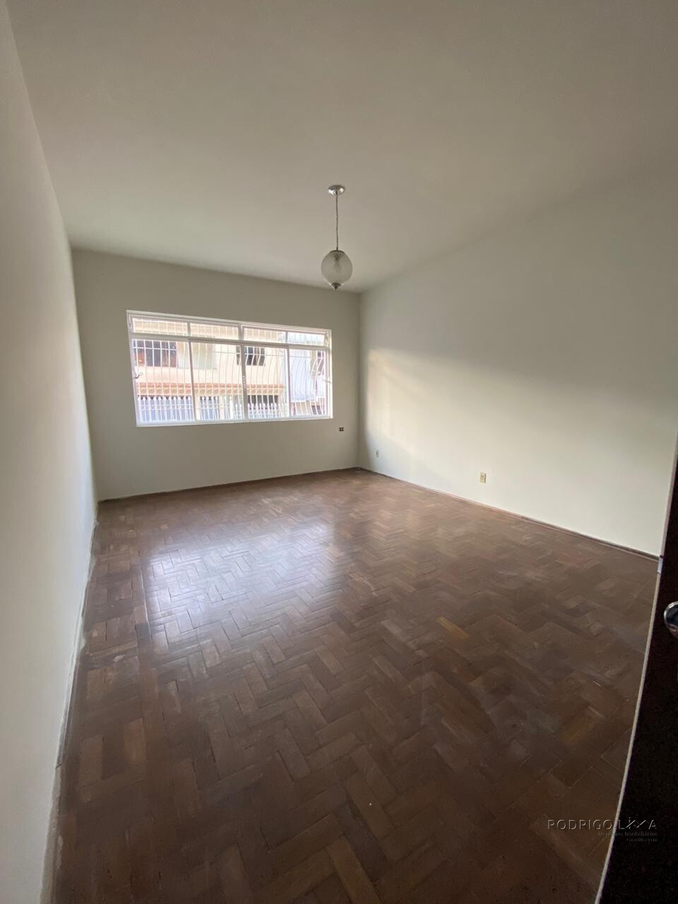 Casa para venda em São Lourenço MG.