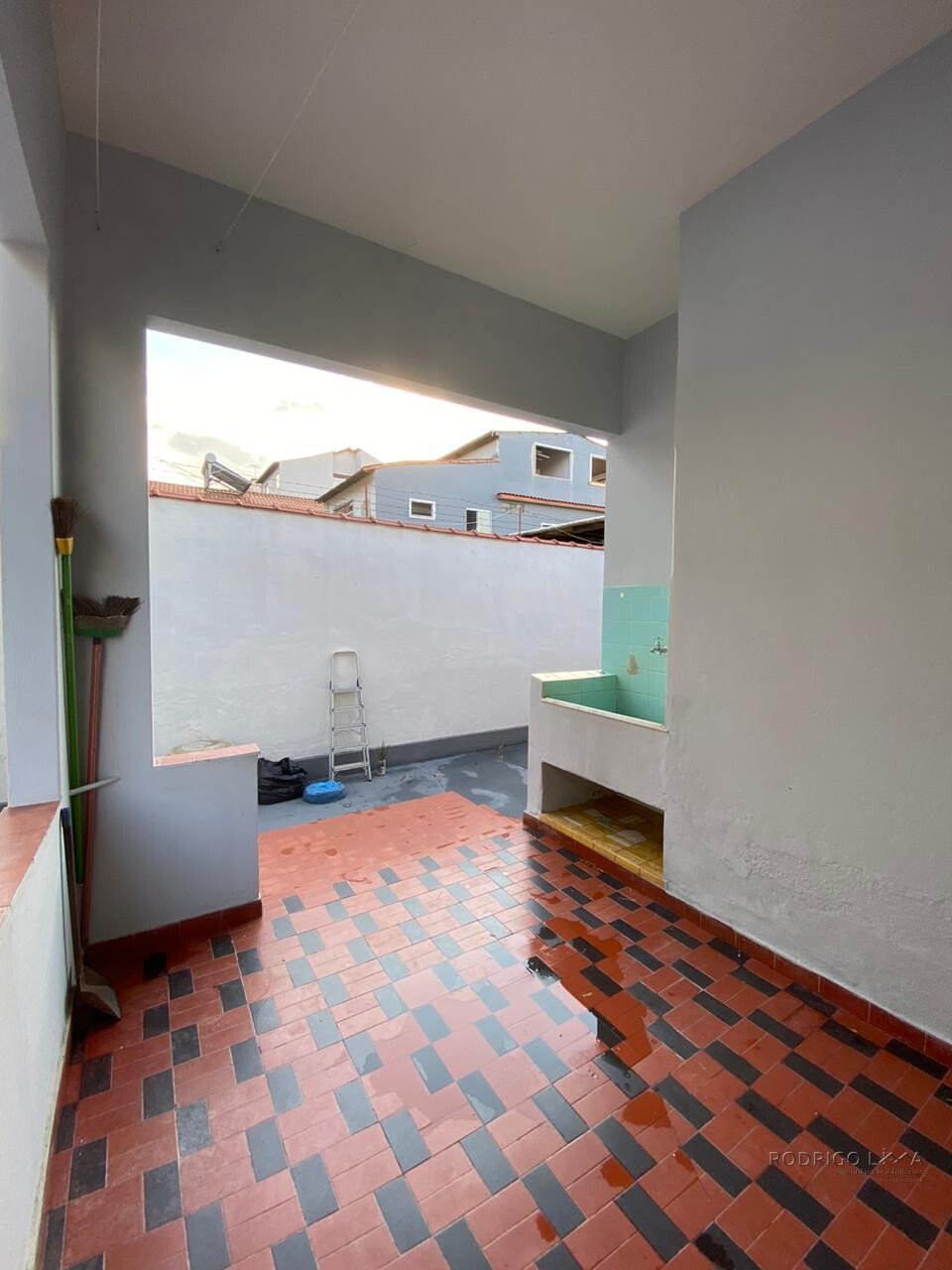 Casa para venda em São Lourenço MG.