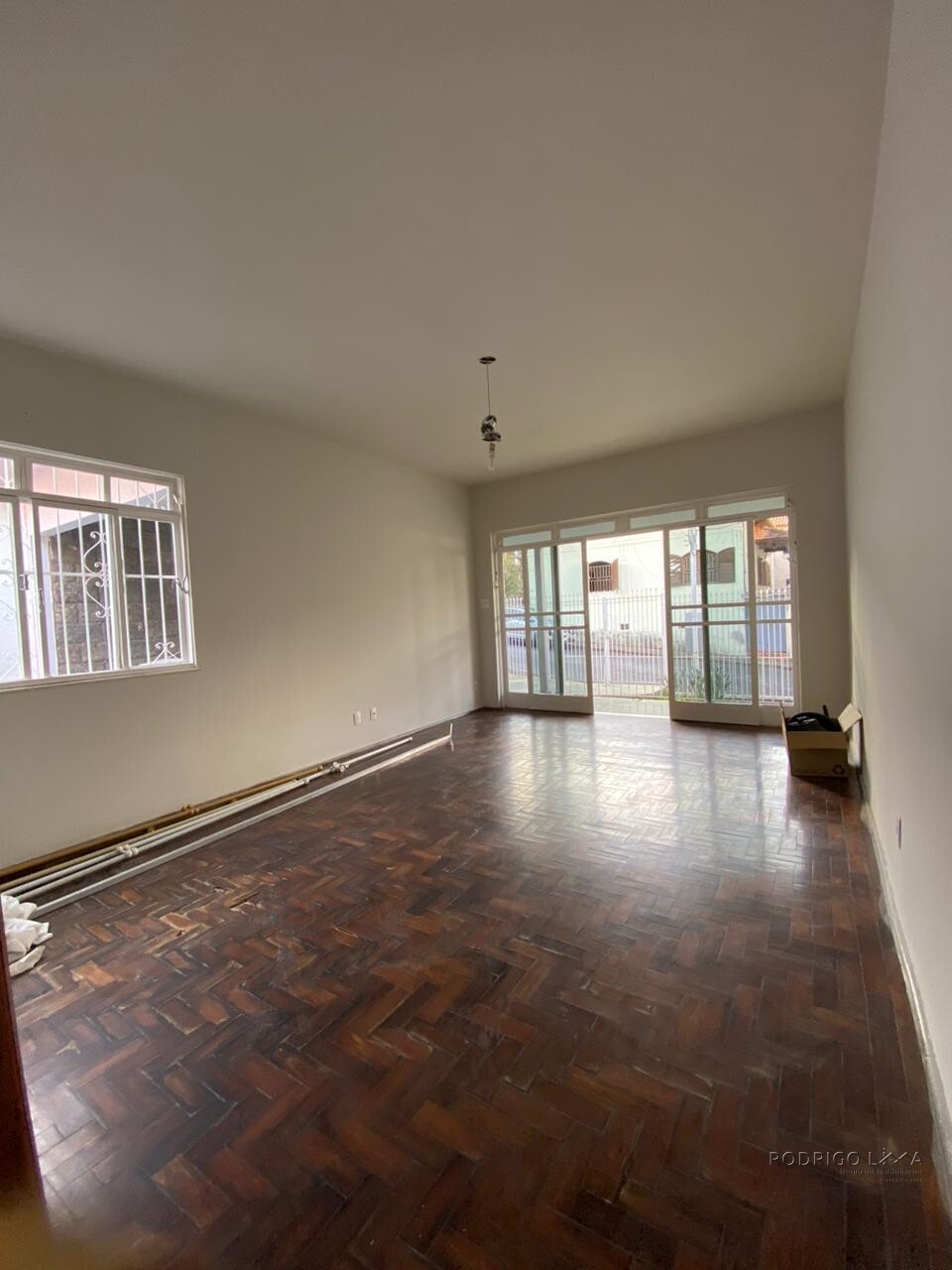 Casa para venda em São Lourenço MG.