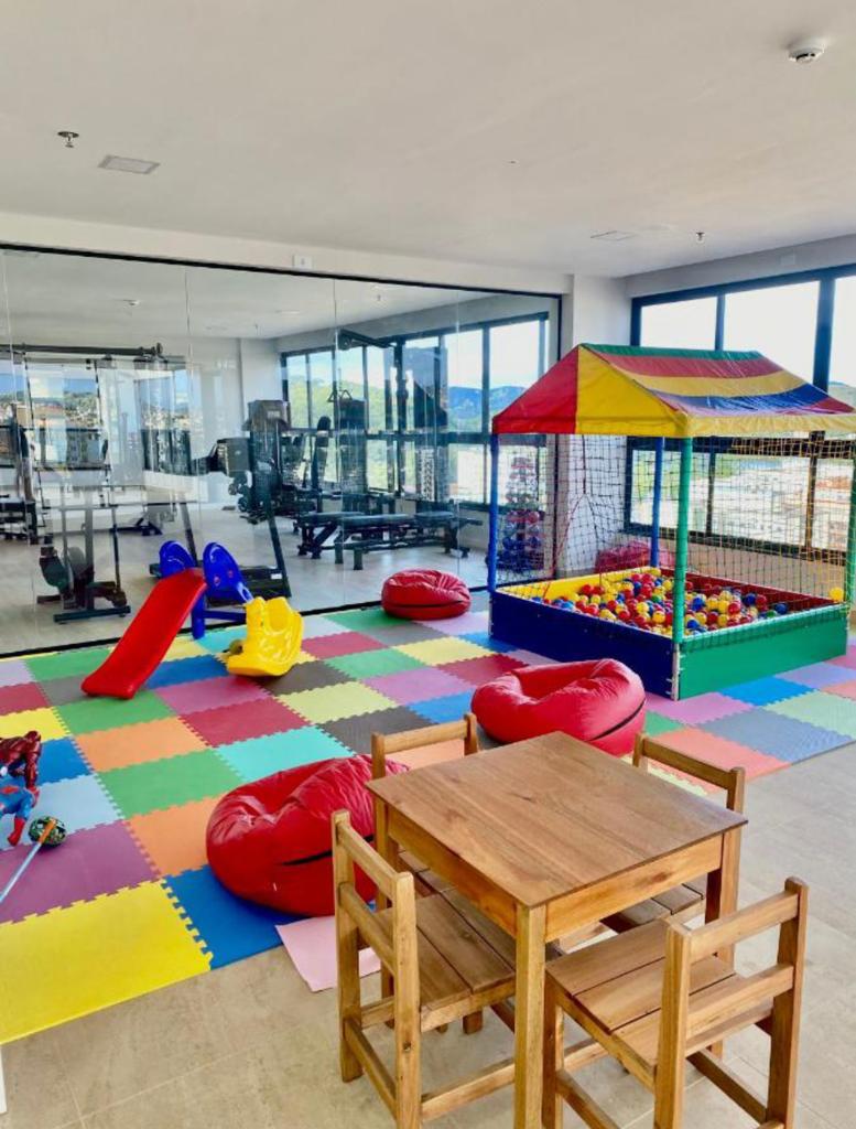 Flat com diárias a partir de R$250,00 no centro de São Lourenço - MG.