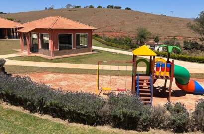 Lote no Ville Bourbon para venda próximo a São Lourenço MG